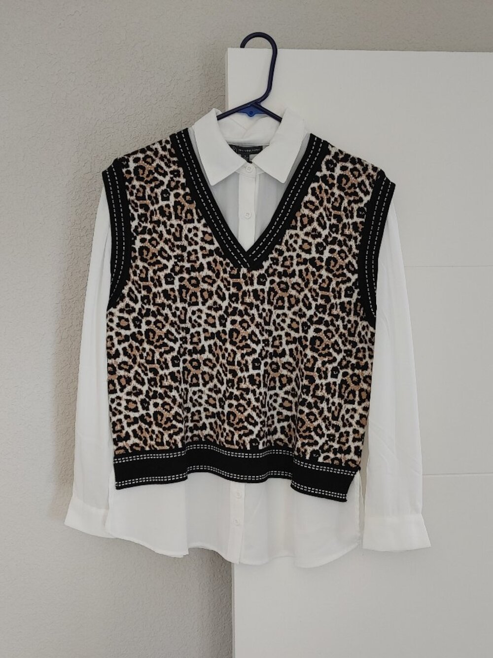 Adrianna Papell V-Neck Jacquard Vest Twofer Sweater with Woven Combo Size: S